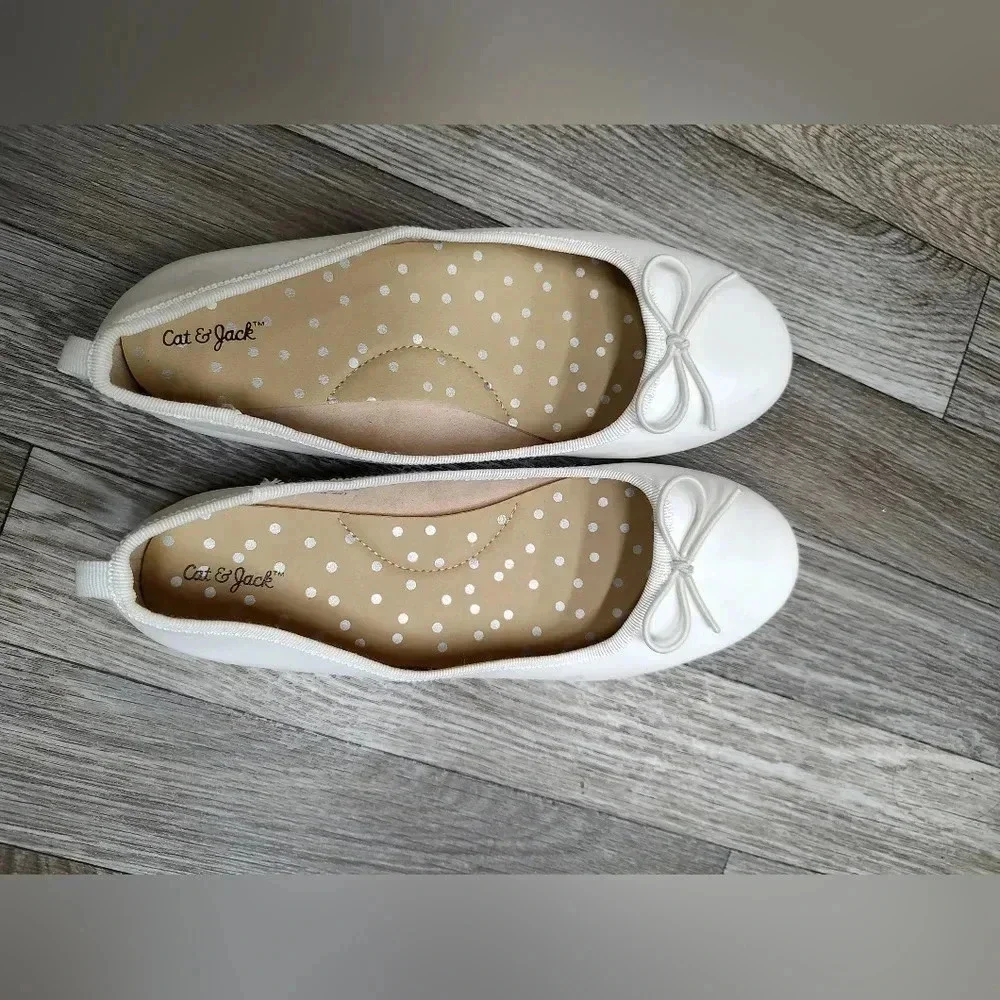Cat and jack girls size 3 flats